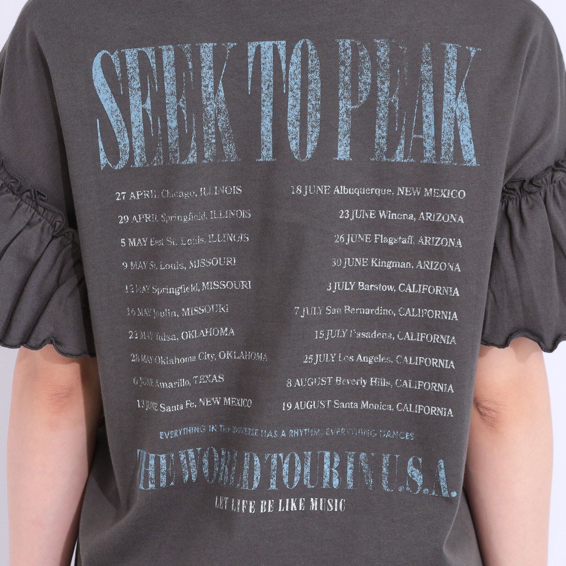 SHOO･LA･RUE「【洗える/S-LL】プリントアソート お袖フリルTシャツ」|Tシャツ・カットソー|