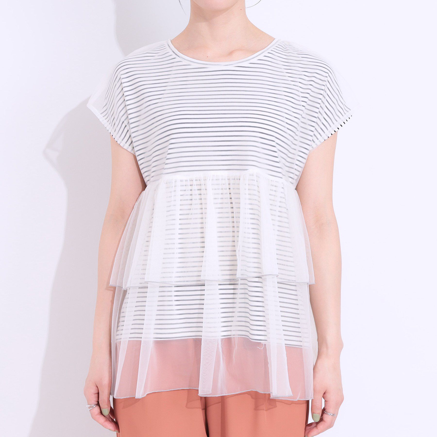 SHOO･LA･RUE「【S-LL/2点セット】程よい甘さをプラス Tシャツ＋チュールトップス」|Tシャツ・カットソー|