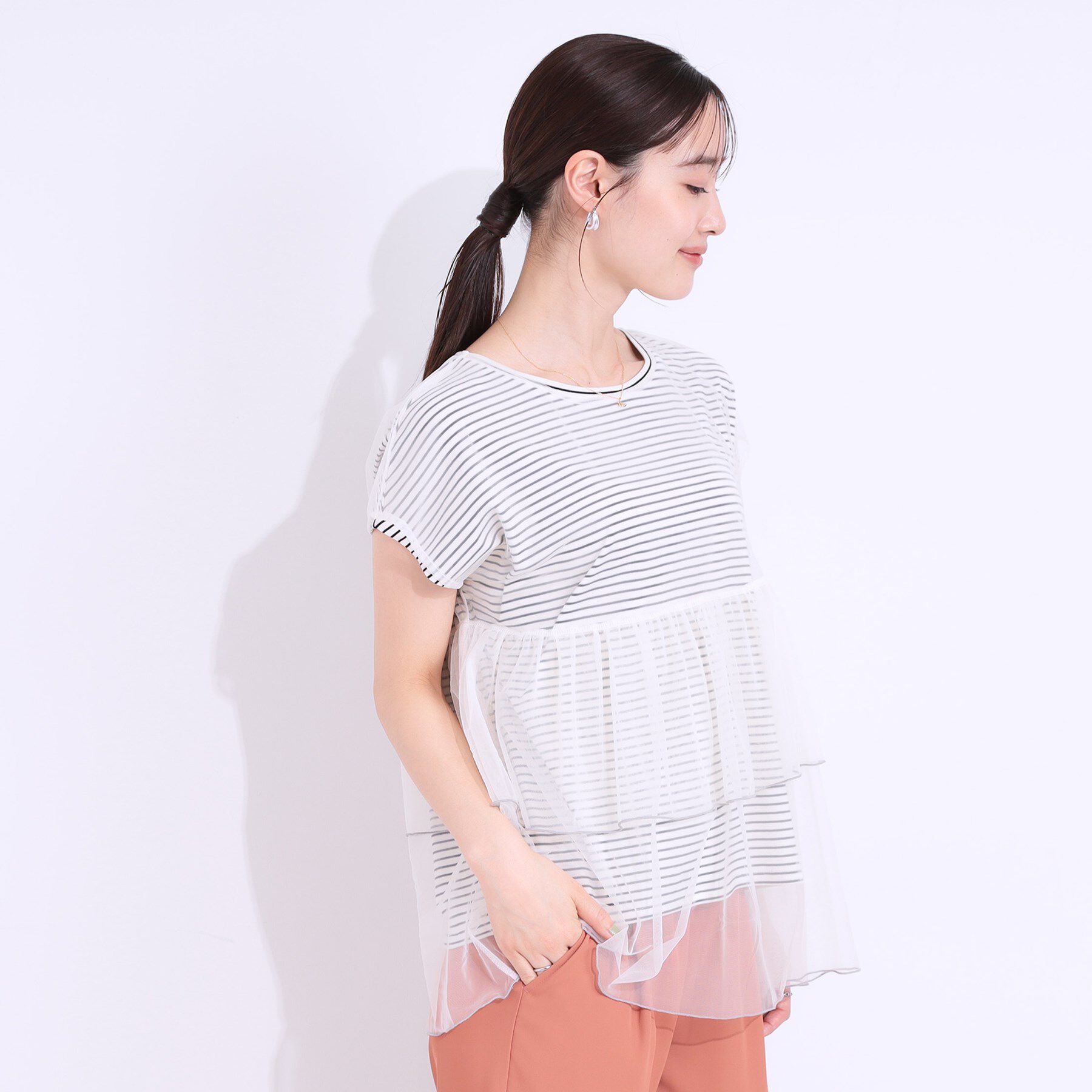 SHOO･LA･RUE「【S-LL/2点セット】程よい甘さをプラス Tシャツ＋チュールトップス」|Tシャツ・カットソー|