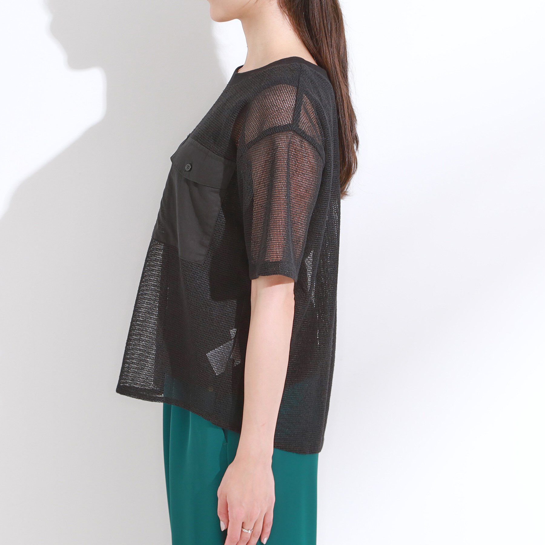 SHOO･LA･RUE「【S-LL】メッシュ素材で大人ヘルシー ポケット付きデザイントップス」|Tシャツ・カットソー|