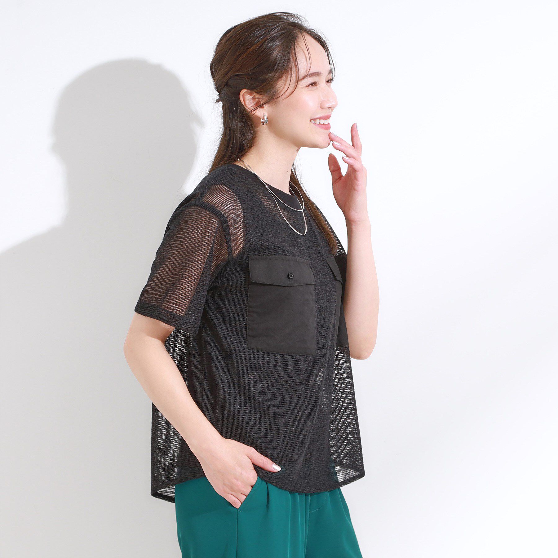SHOO･LA･RUE「【S-LL】メッシュ素材で大人ヘルシー ポケット付きデザイントップス」|Tシャツ・カットソー|