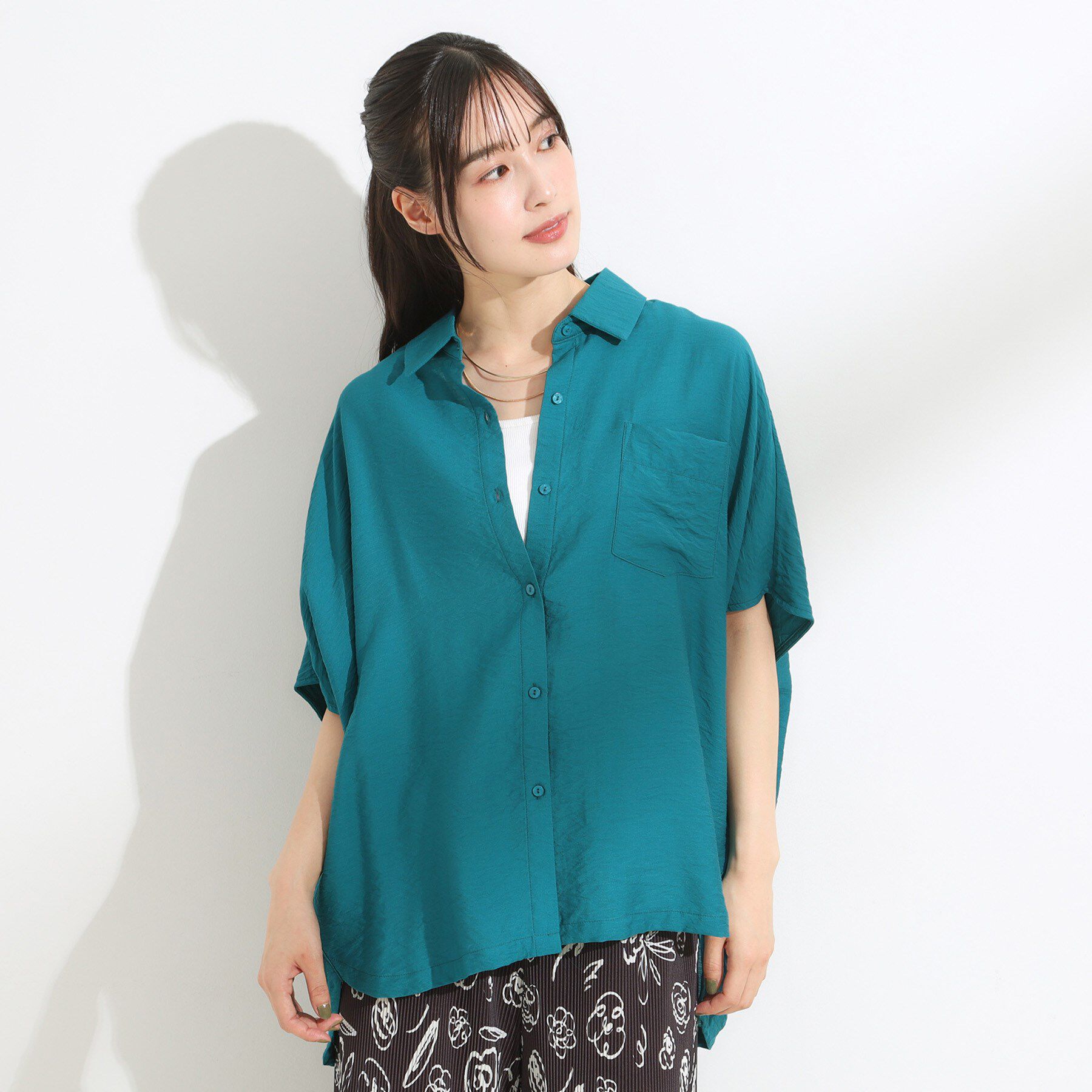 SHOO･LA･RUE「【洗える/S-LL/5分袖】1枚でも羽織としても。さらさらドレープシャツ」|シャツ・ブラウス|