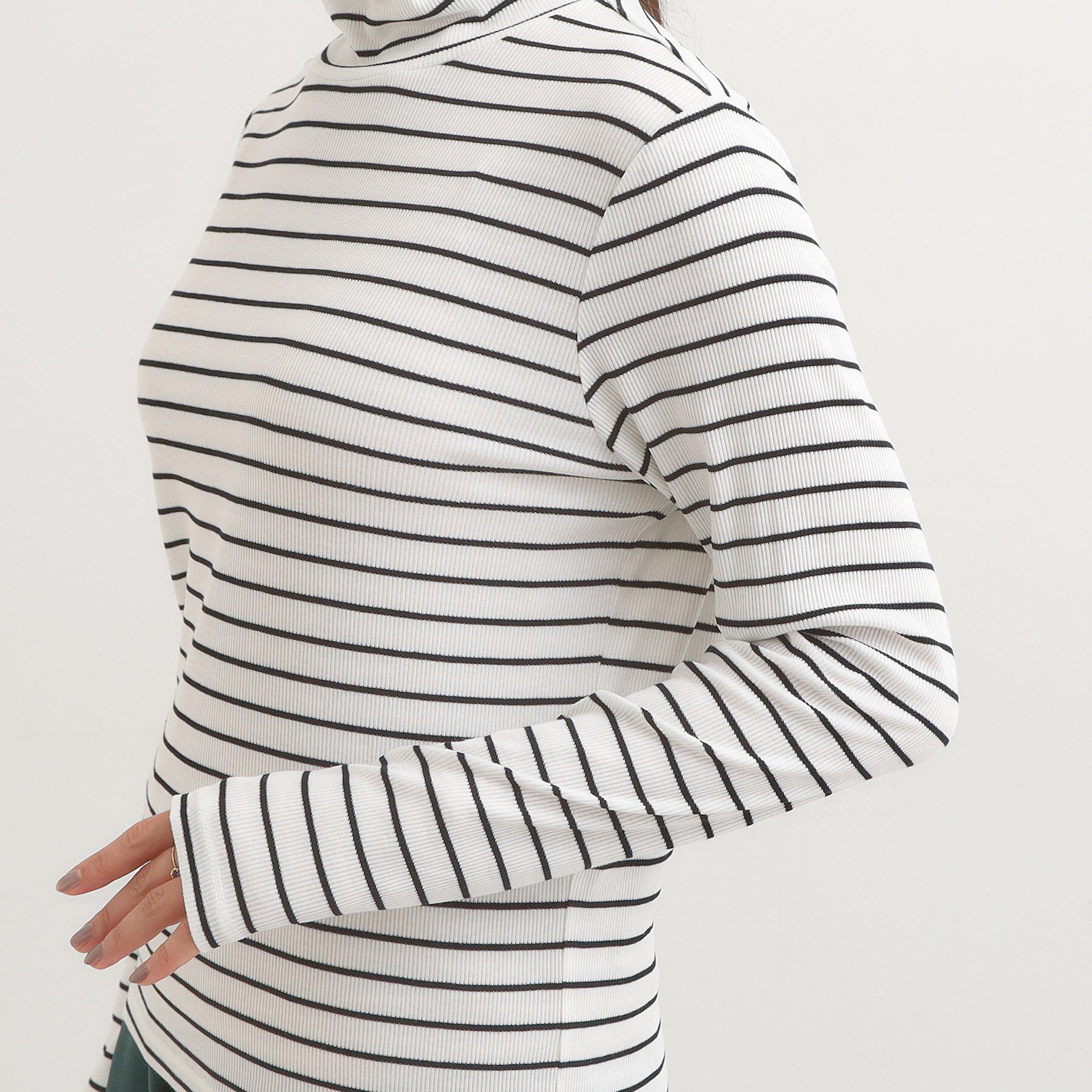 SHOO･LA･RUE「【S-LL/吸湿発熱】なめらかとろみ インナータートル」|Tシャツ・カットソー|