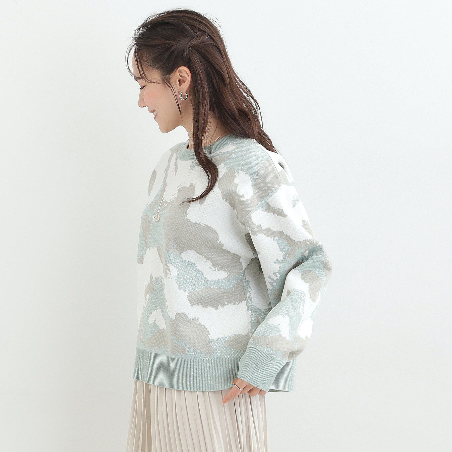 SHOO･LA･RUE「【洗濯機可/S-LL】1枚で華やかに ラメ入りニュアンス柄ニット」|ニット・セーター|