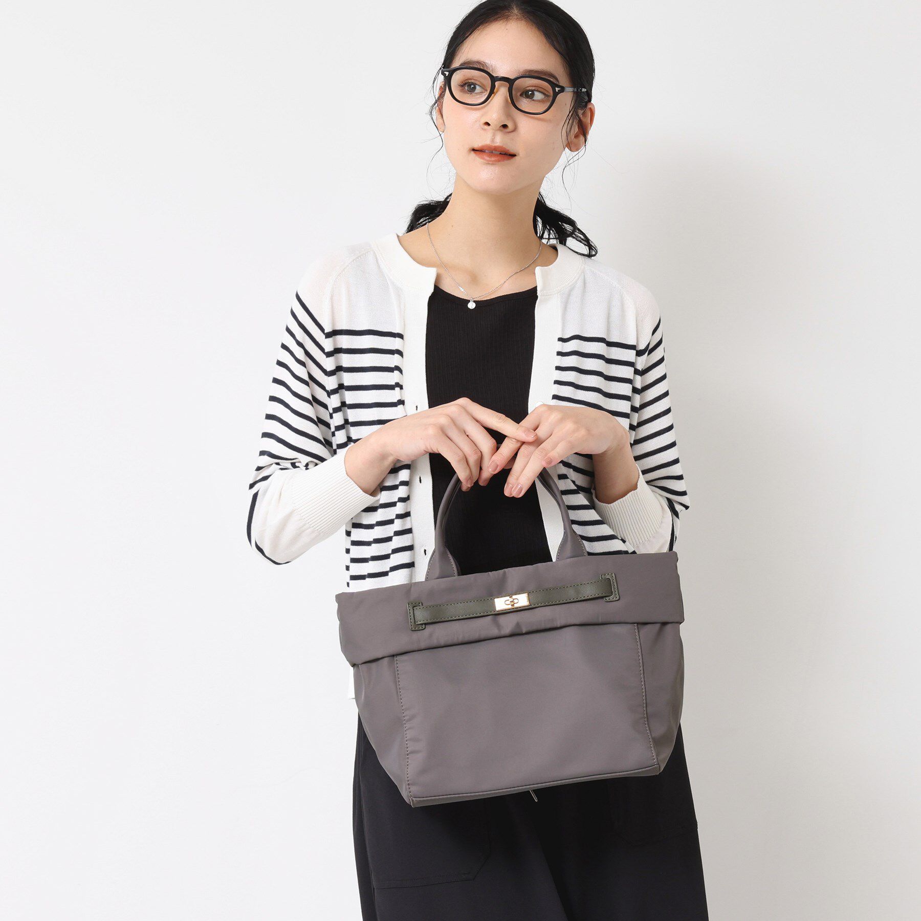 Dessin「【A4収納可・2WAY】ベルトデザインナイロン2WAYトート」|トートバッグ|