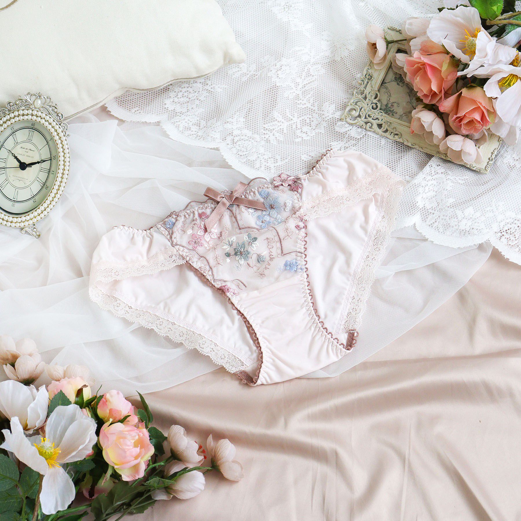 Risa Magli「フェリーチェ ノーマルショーツ」|インナー|ピンク(071)