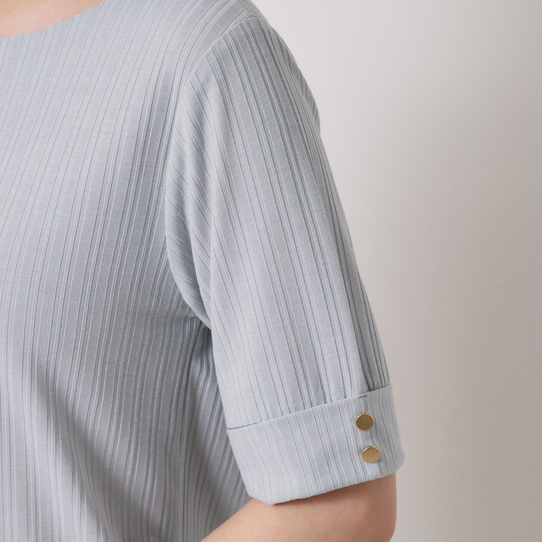 ITS&rsquo;DEMO「【手洗い可】ランダムテレコ袖釦プルオーバー」|Tシャツ・カットソー|