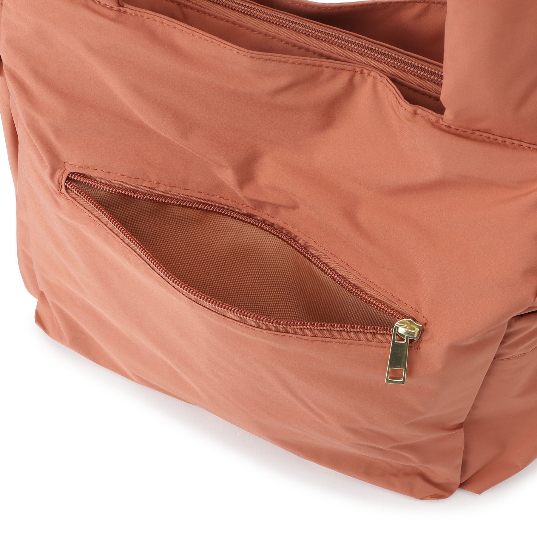 ITS&rsquo;DEMO「【A4／9ポケット】ふんわり軽量撥水トート」|トートバッグ|