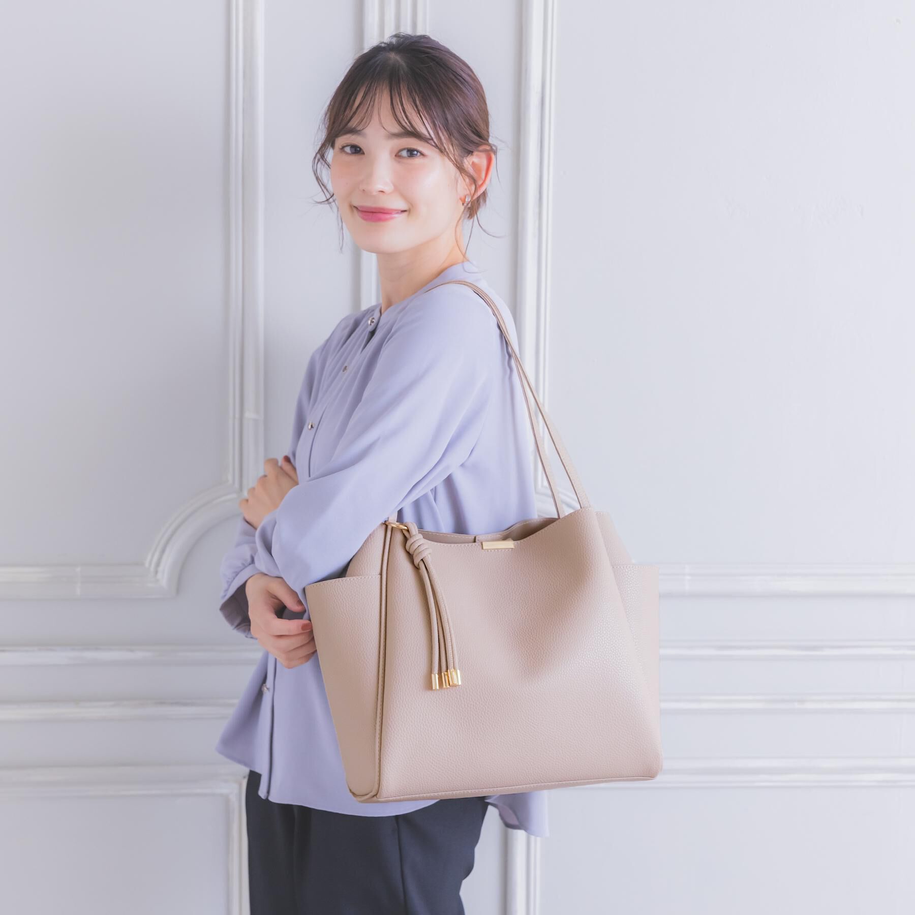 ITS&rsquo;DEMO「【通勤】タッセル付き変形A4トート」|トートバッグ|