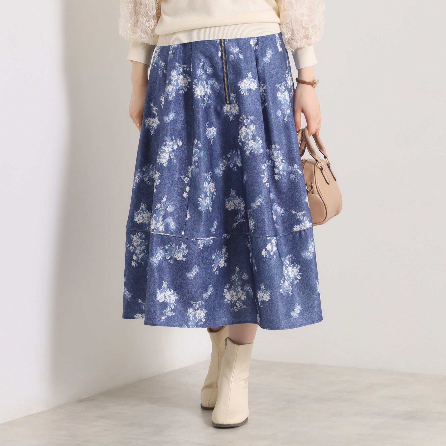 ITS&rsquo;DEMO「【手洗い可／ウエストゴム】フロントジップデニム風スカート」|スカート|ブルー(192)