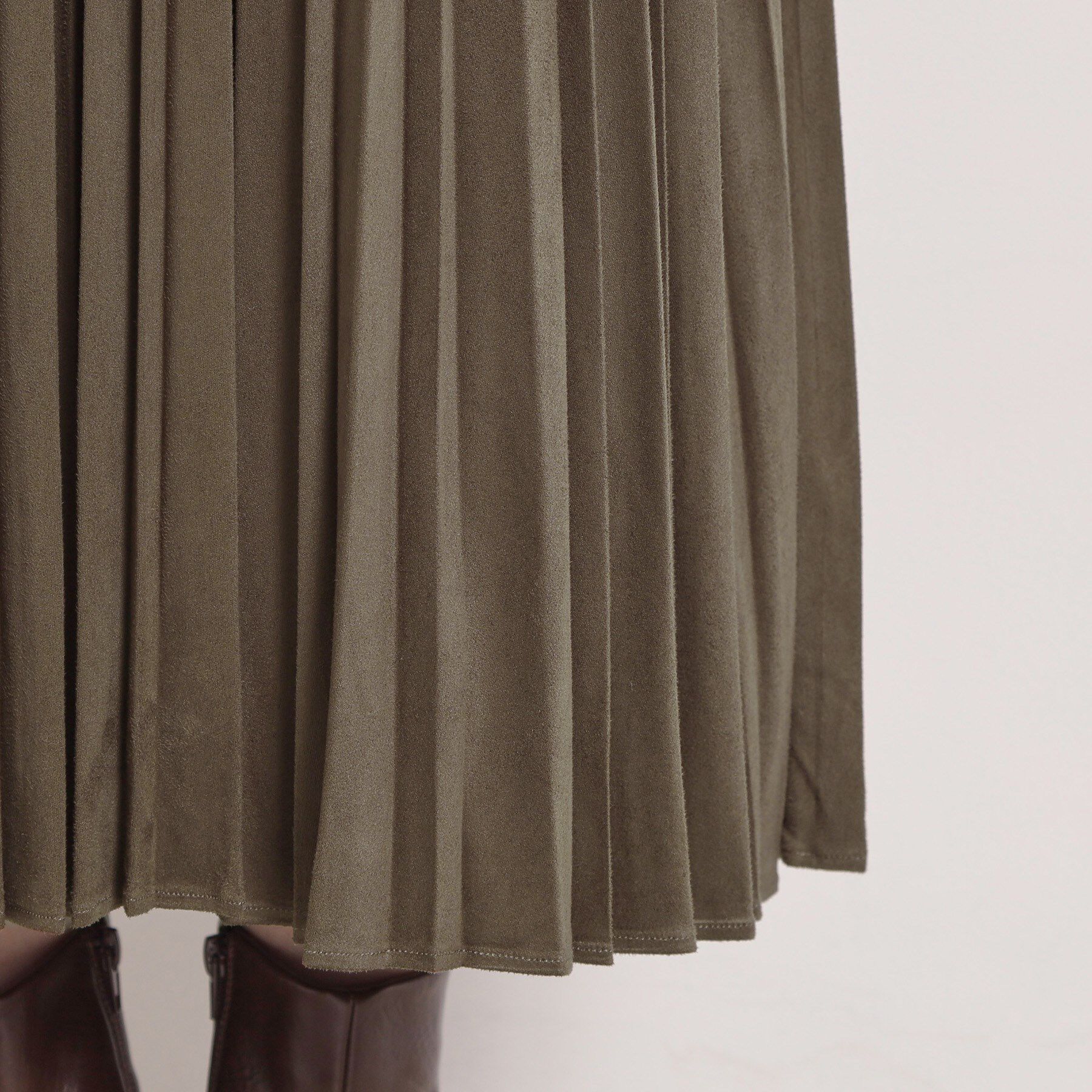 ITS&rsquo;DEMO「【手洗い可/ウエストゴム】フェイクスエードプリーツスカート」|スカート|