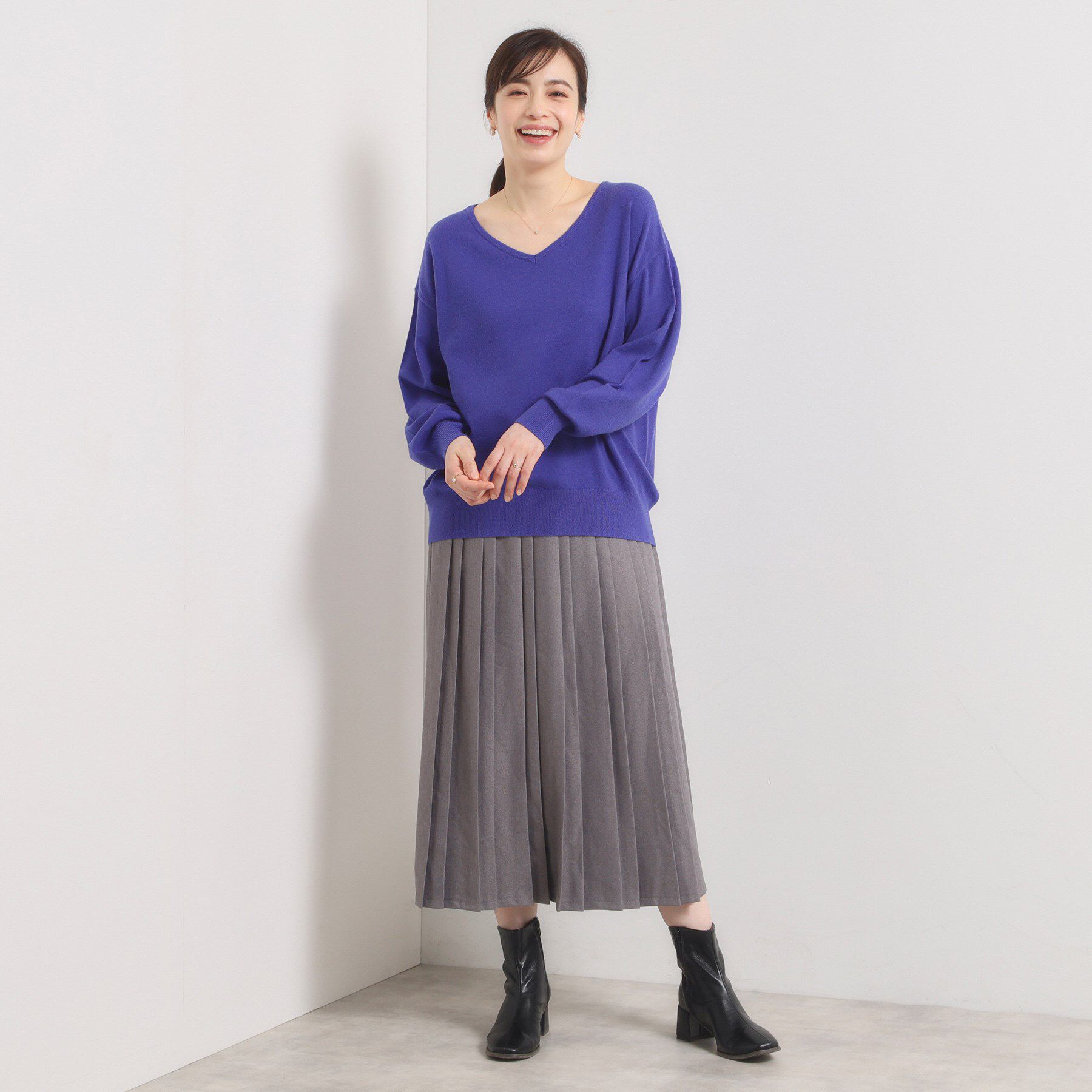 ITS&rsquo;DEMO「【静電気防止／手洗い可】クリーミータッチVネックニット」|ニット・セーター|