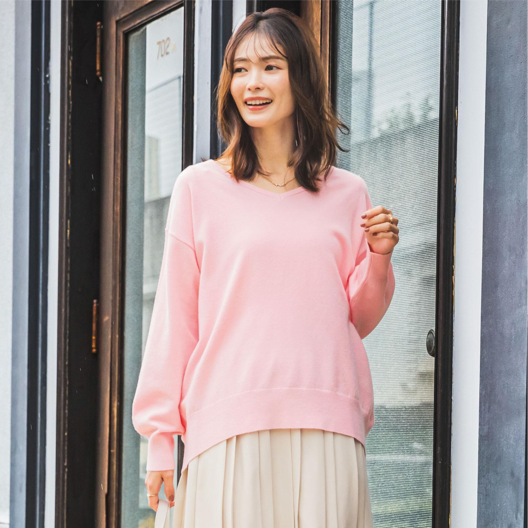 ITS&rsquo;DEMO「【静電気防止／手洗い可】クリーミータッチVネックニット」|ニット・セーター|