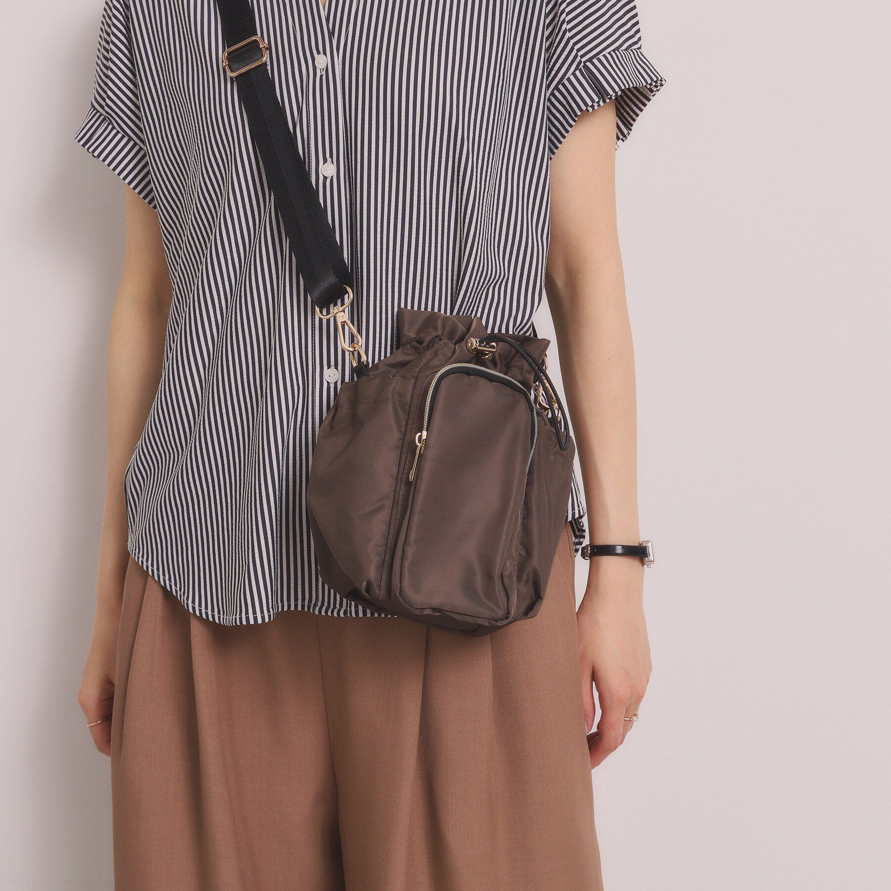 ITS&rsquo;DEMO「ドローラミニショルダー」|ショルダー・メッセンジャー|チャコールグレー(0