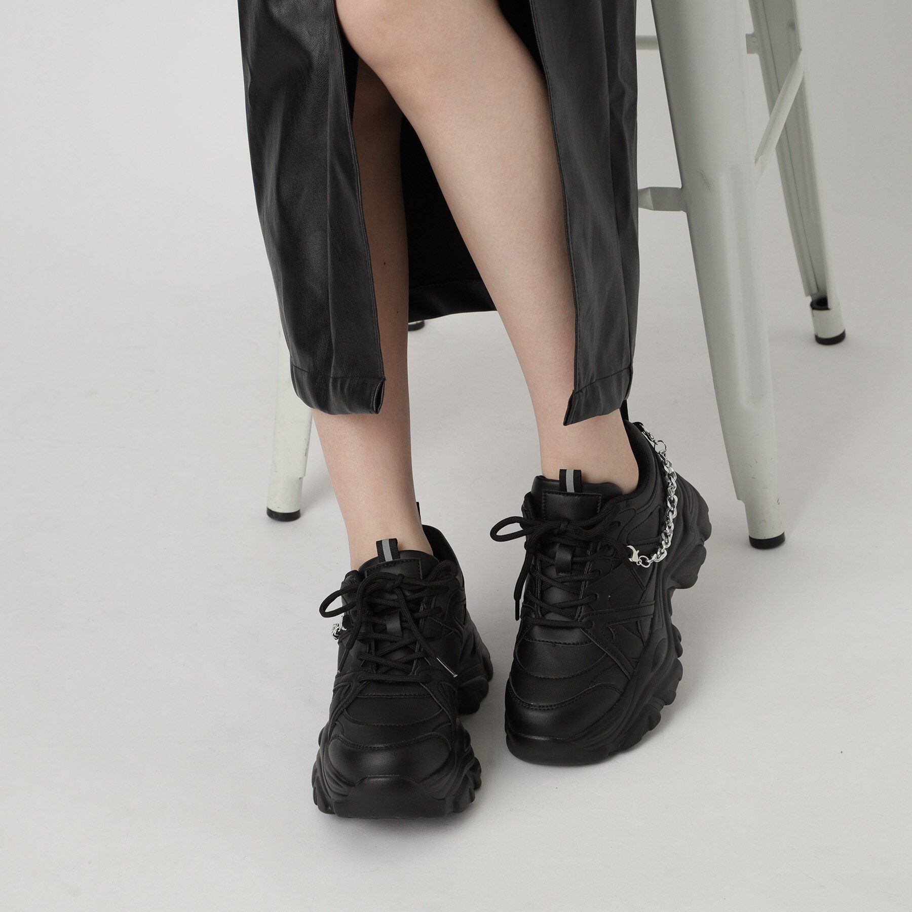 csT&P「【2WAYチェーン付き】軽量ボリュームソール厚底スニーカー」|スニーカー|