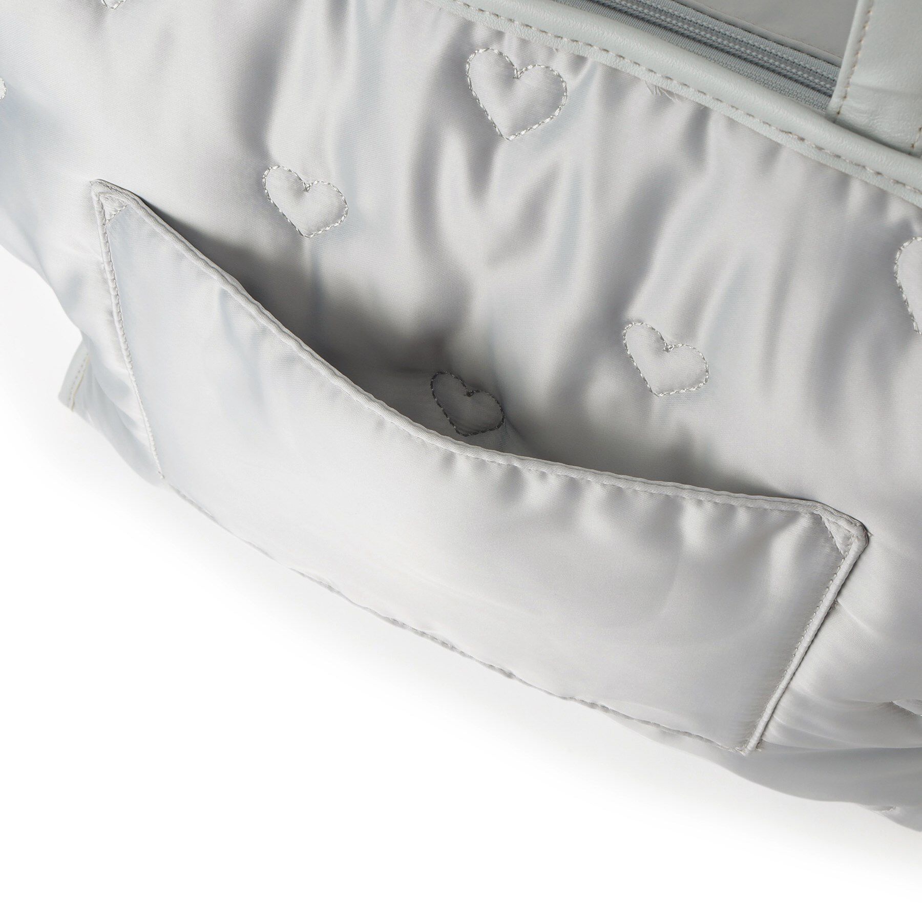 Ober Tashe「【キャリーオンベルト付き】ハートモチーフトートバッグ」|トートバッグ|