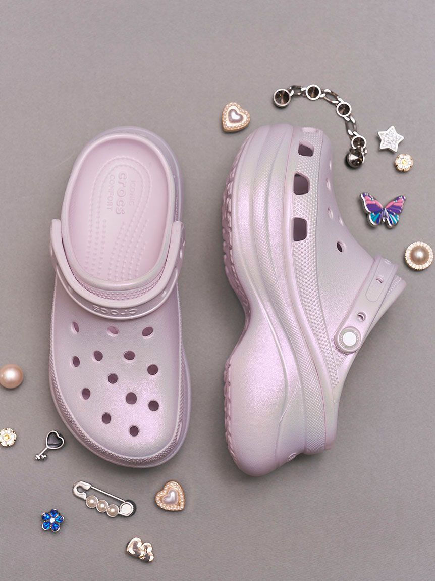 LILY BROWN「【LILY BROWN&times;CROCS】Bae Iridescent Clog」|サンダル|