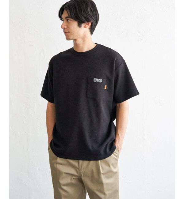 ikka「UNIVERSAL OVERALL ユニバーサルオーバーオール DAILYワンポイント刺繍Tシャツ」|Tシャツ・カットソー|