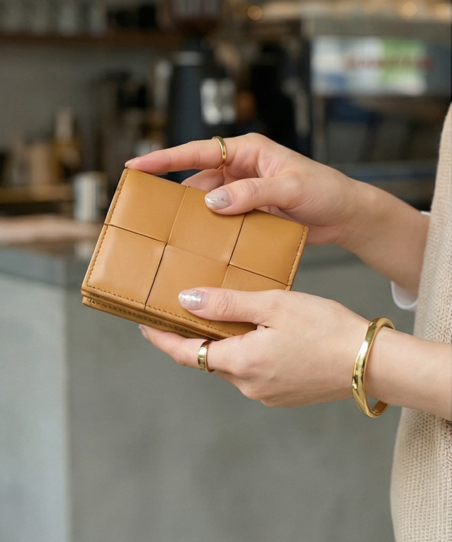 STYLE DELI「【DELI by】編み込みラムレザーカードホルダー」|名刺入れ・カードケース|ブラウン