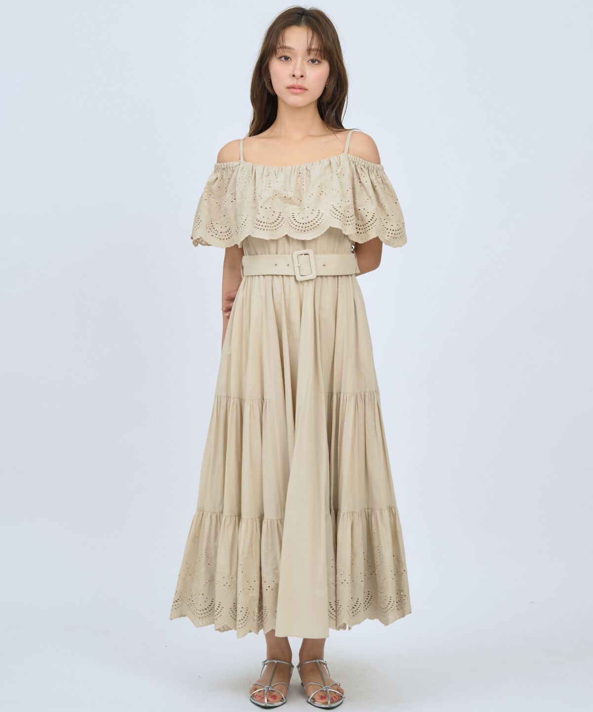 アンドクチュール「レースオフショルティアードワンピース」|ワンピース|