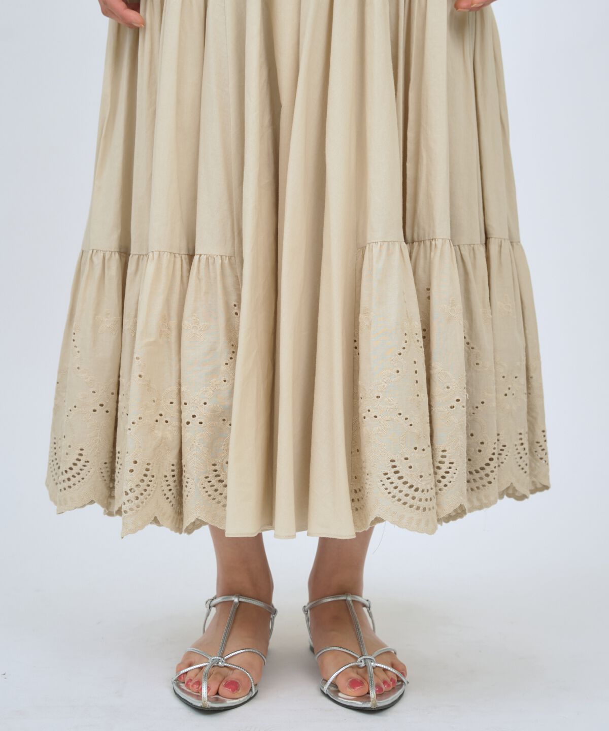 アンドクチュール「レースオフショルティアードワンピース」|ワンピース|