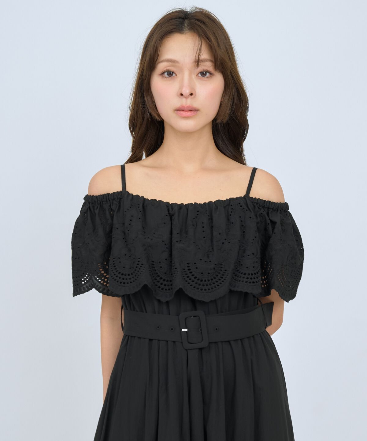 アンドクチュール「レースオフショルティアードワンピース」|ワンピース|