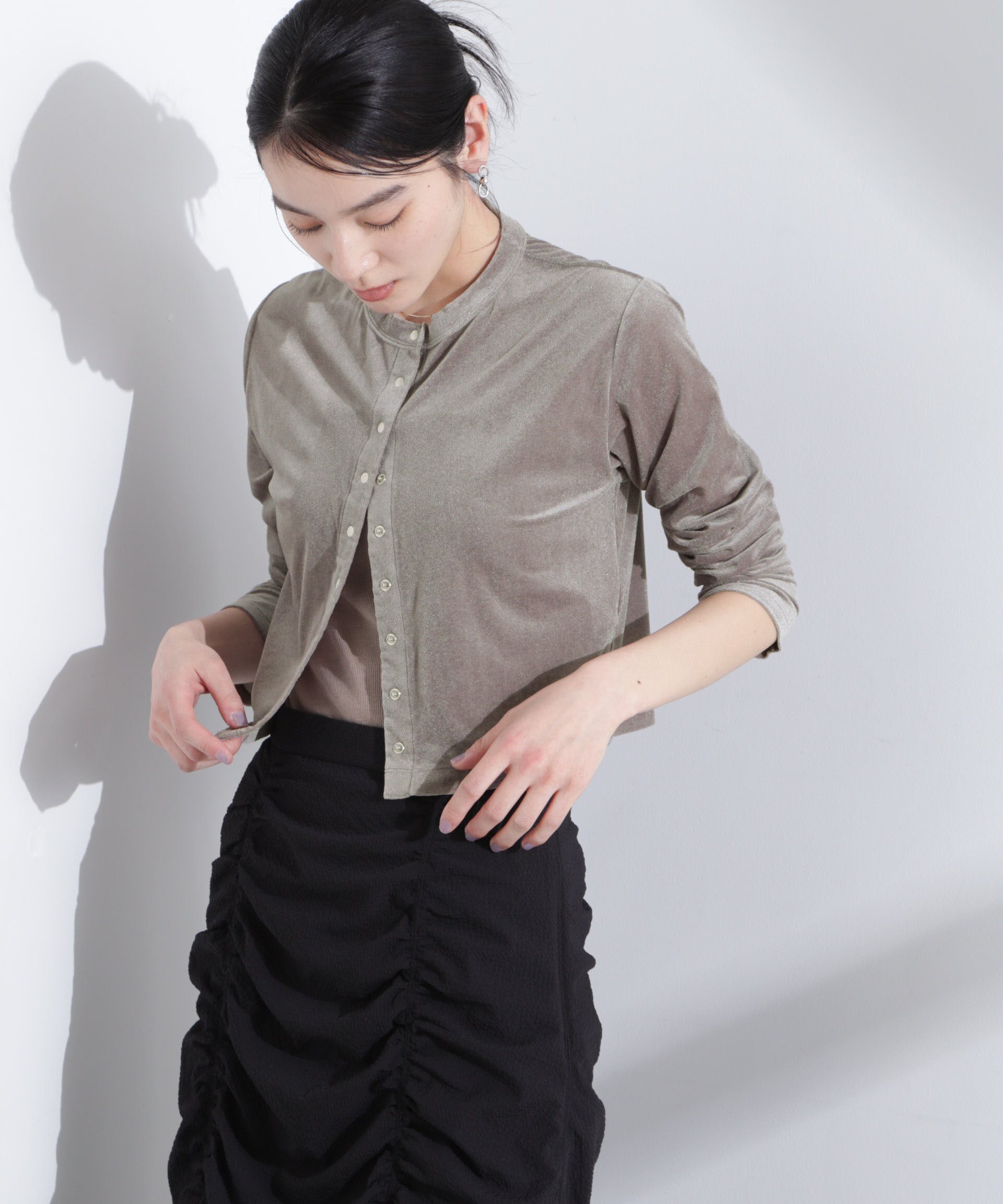 nano･universe「シアーベロアメニーボタンカーディガン」|Tシャツ・カットソー|モカ3