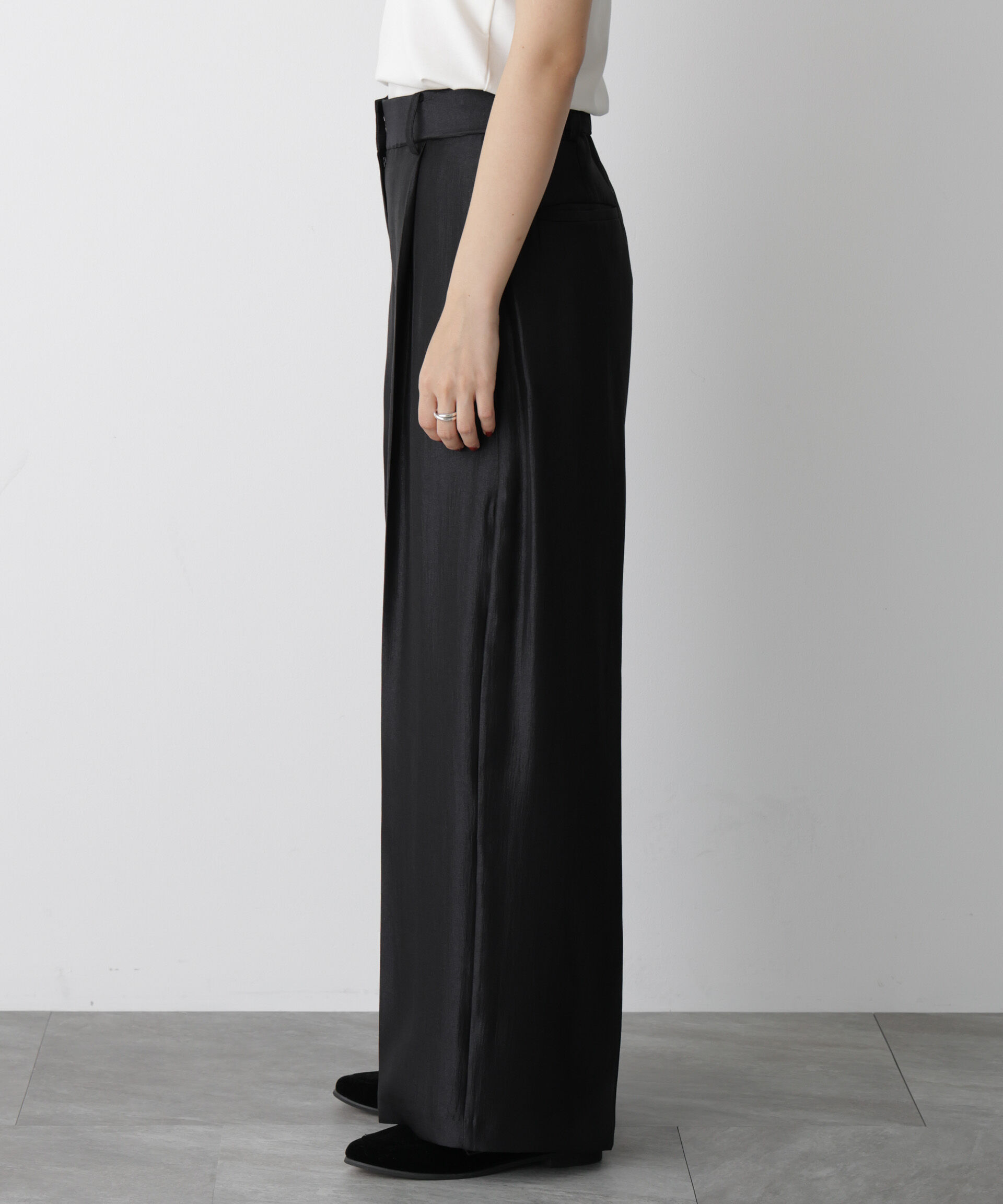 nano･universe「「STEVELOUR」サテンタックワイドパンツ(セットアップ可)」|チノ|