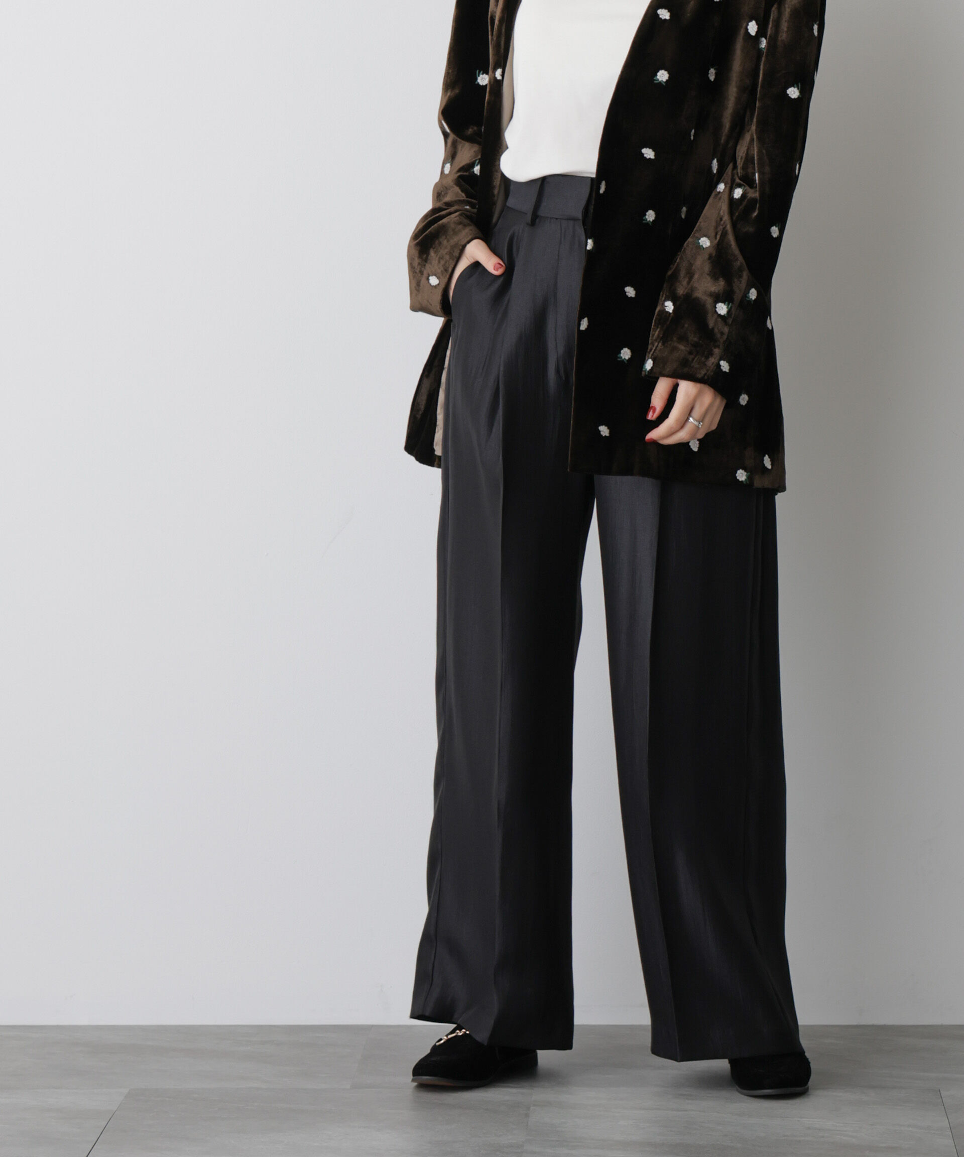 nano･universe「「STEVELOUR」サテンタックワイドパンツ(セットアップ可)」|チノ|