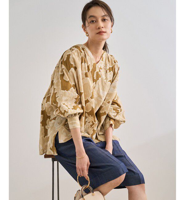 ROPE「【DEVEAUX（デヴォー）】別注ボカシフラワーボリュームスリーブブラウス/洗える」|シャツ・ブラウス|ブラウン系(23)