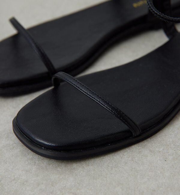  「【PAPILLONNER/パピヨネ】フラットスクエアサンダル」|その他|