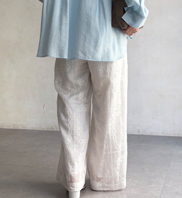  「【WEB限定】エンブロイダリーパンツ」|チノ|