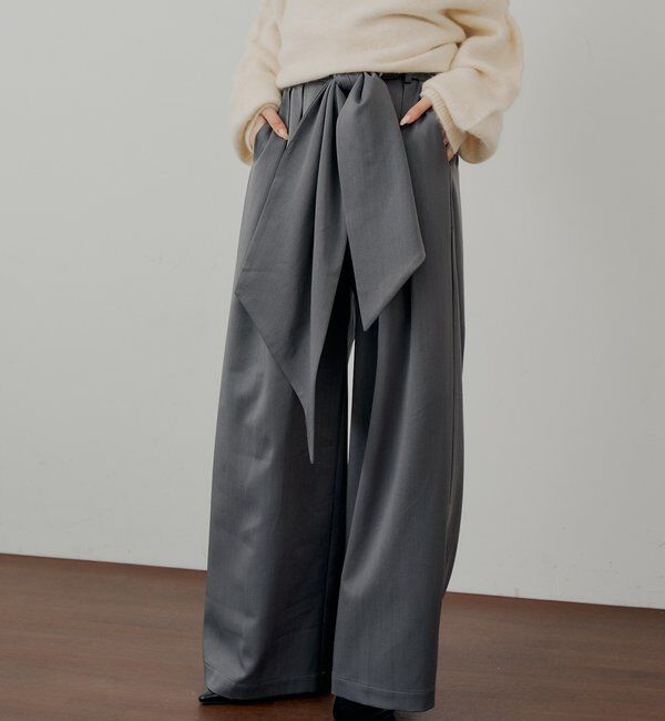  「【SALON by Chico】 BIGリボンスラックスロングパンツ」|チノ|