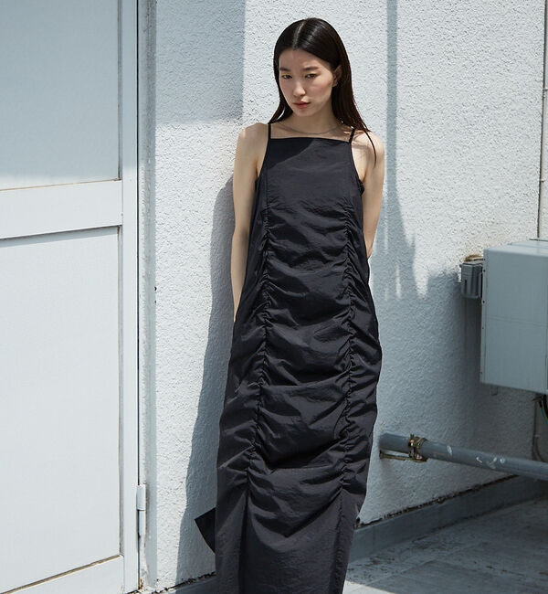 NOMINE「ギャザー キャミワンピース」|ワンピース|ブラック