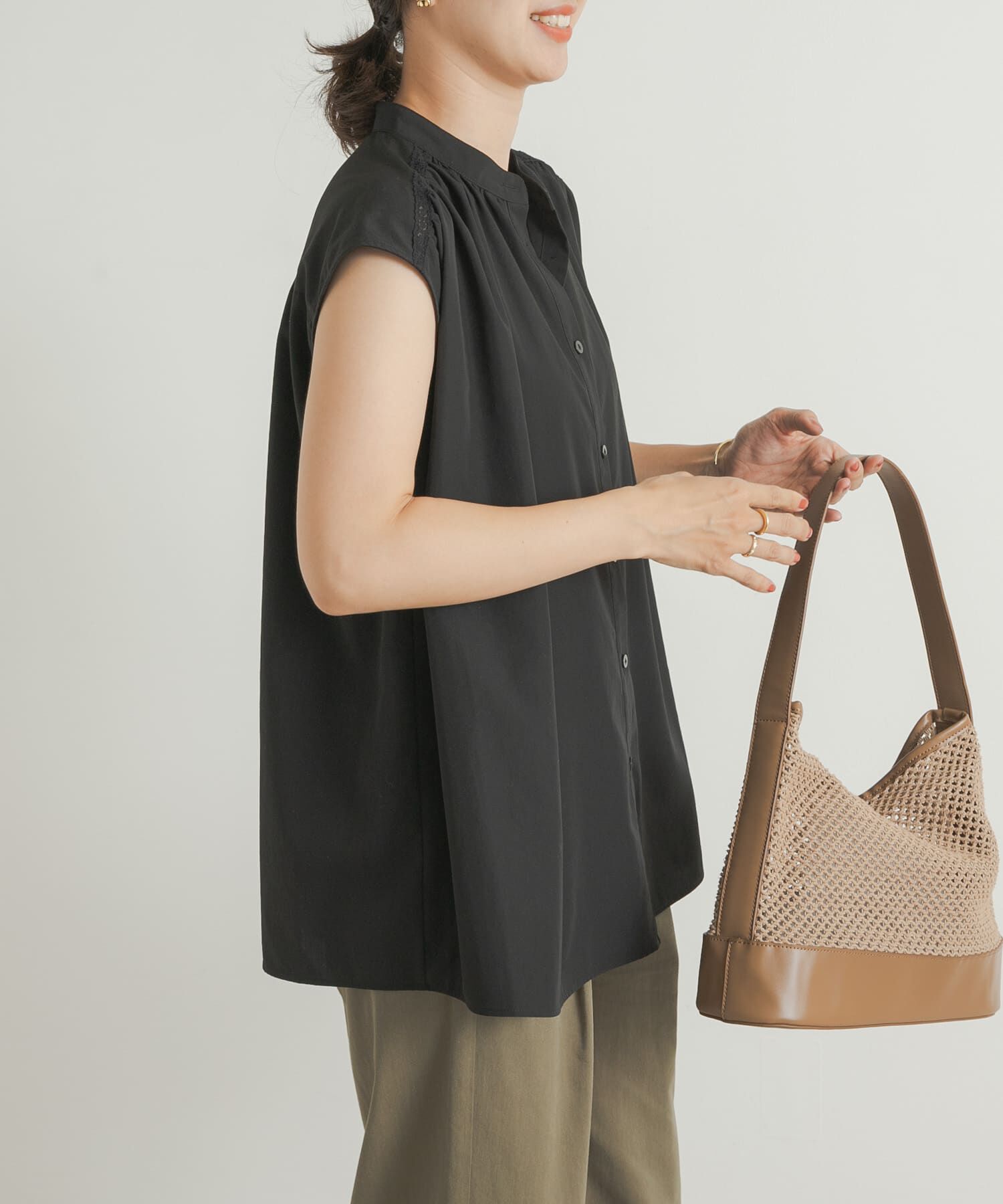 URBAN RESEARCH DOORS「レース切替フレンチブラウス」|シャツ・ブラウス|