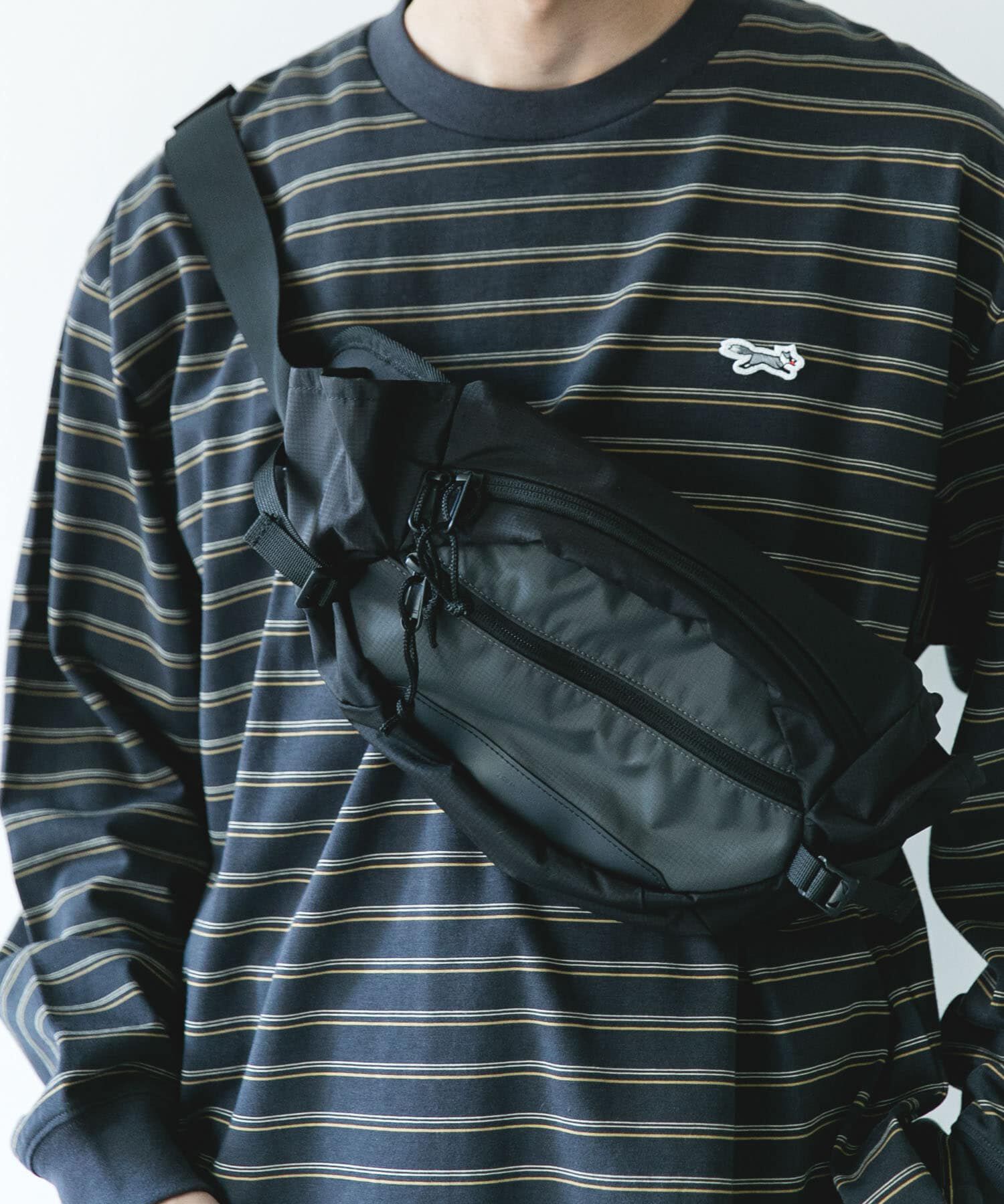 URBAN RESEARCH DOORS「フロントポケットボディバッグ」|ショルダー・メッセンジャー|