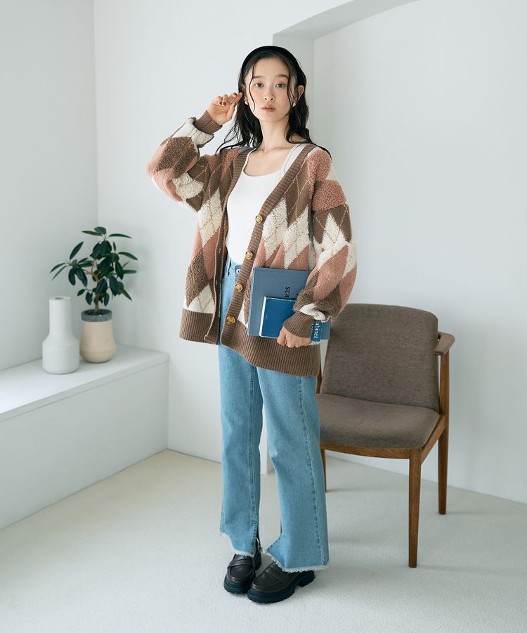 earth music&ecology「カットオフフレアデニムパンツ」|デニム|