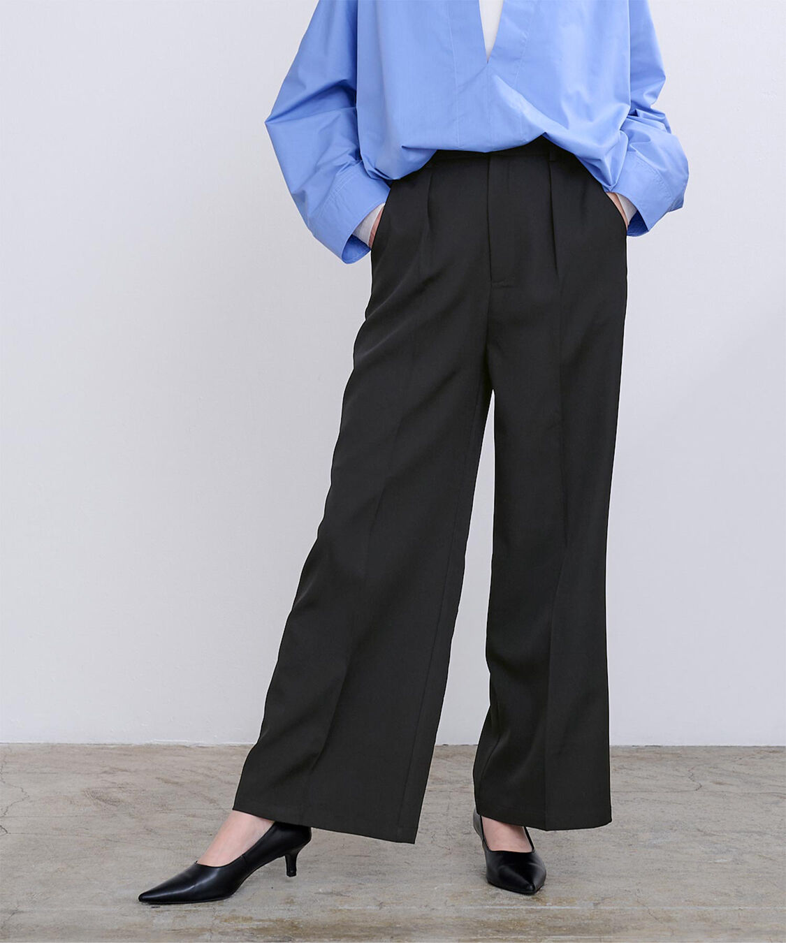 ur's「ワンタックカラーワイドパンツ」|スラックス|