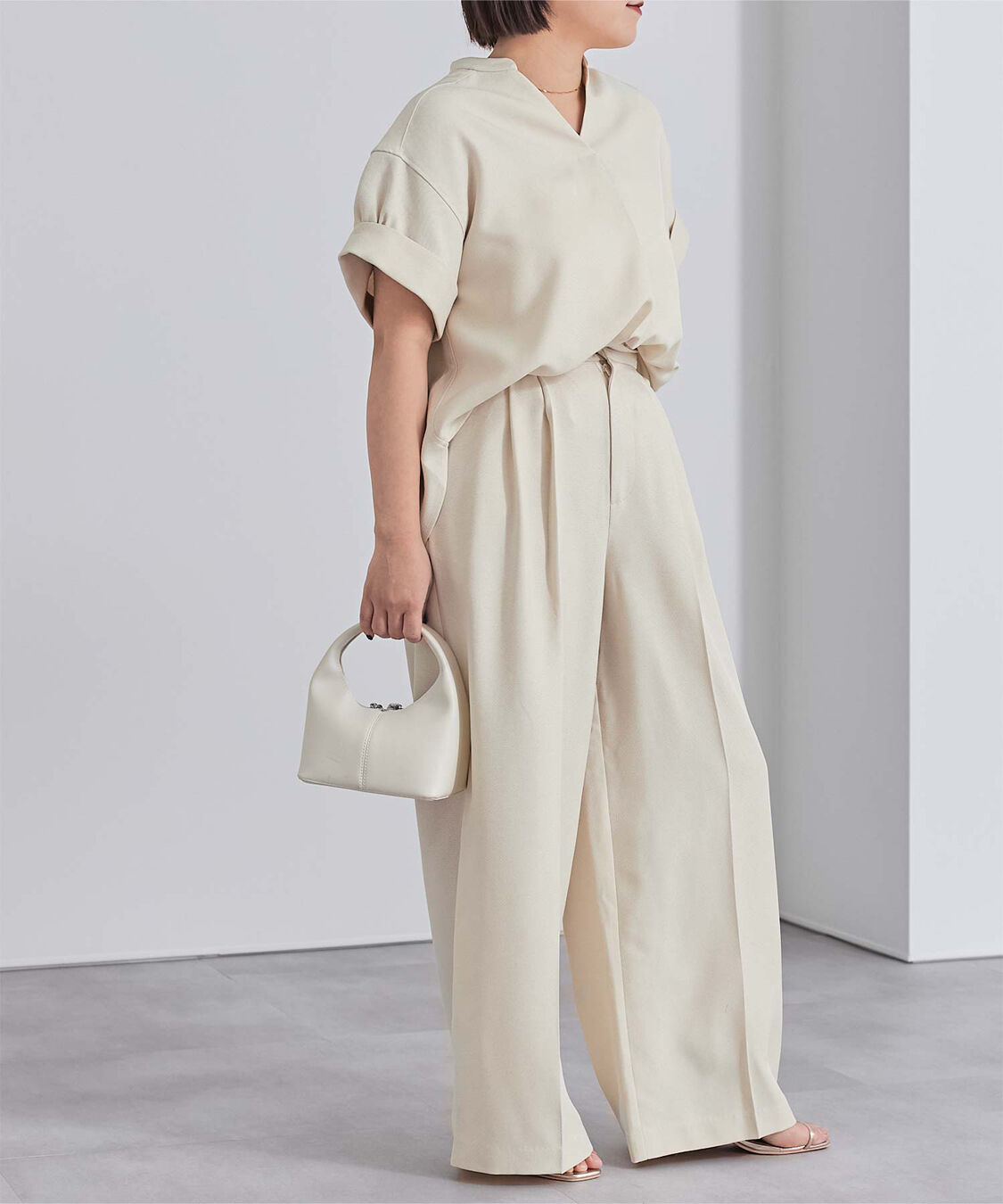 ur's「リネンライクサイドベルトデザインタックワイドパンツ」|スラックス|