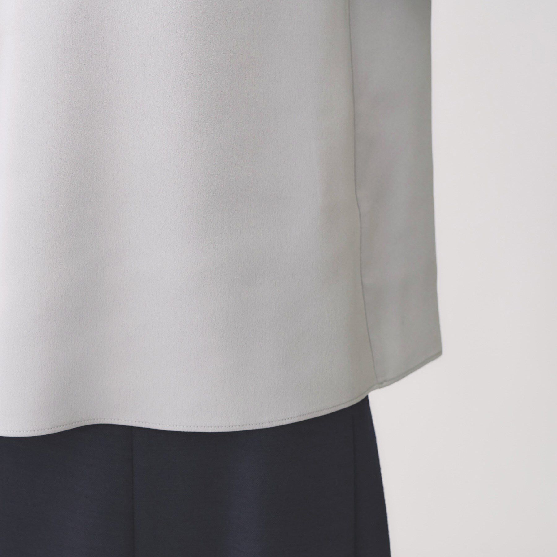 UNTITLED「【通勤】スタンドネック フリルブラウス」|シャツ・ブラウス|