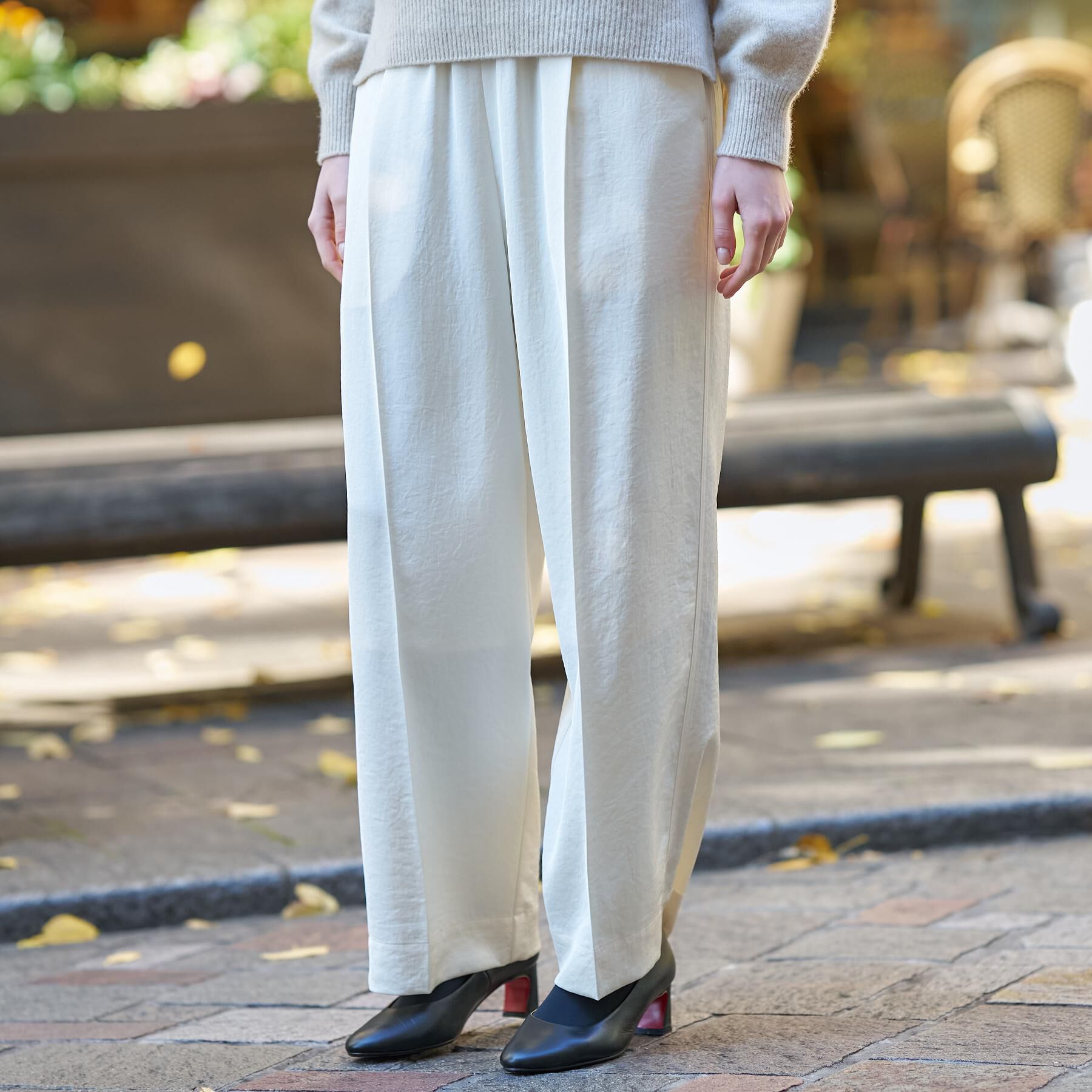 DRESSTERIOR「【ウォッシャブル/ウエストゴム】サテンイージーパンツ」|その他|アイボリー(004)