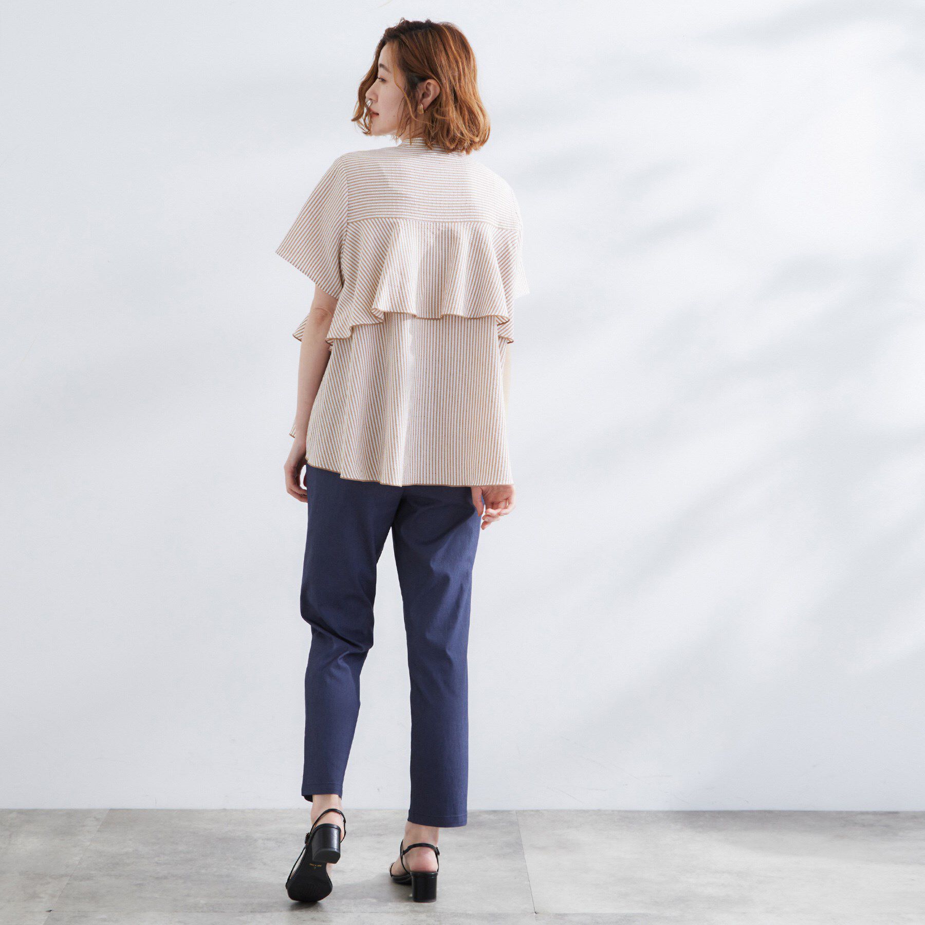 grove「【360&deg;抜かりない】ストライプアソートバックフレアブラウス」|シャツ・ブラウス|