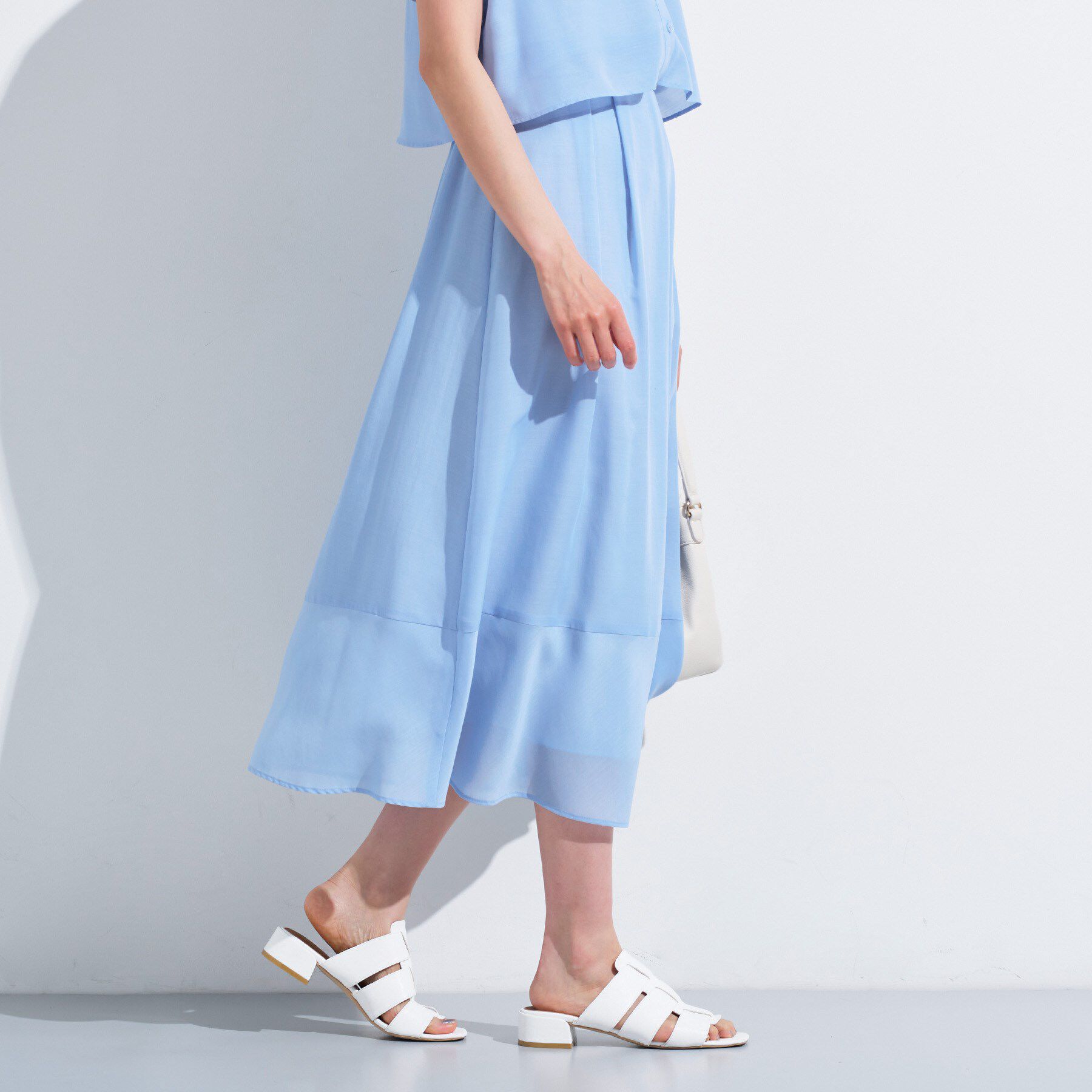 INDIVI「新色登場！【洗える／エアリー素材】巻き風ロングスカート」|スカート|