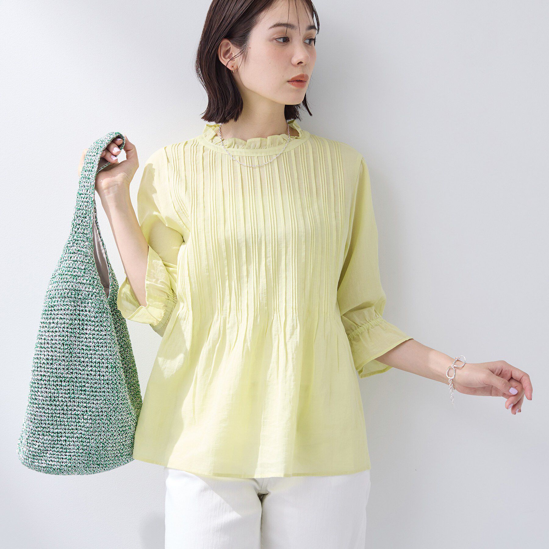 INDIVI「【洗える/コットン】ピンタックシアーブラウス」|シャツ・ブラウス|ライトグリーン(02