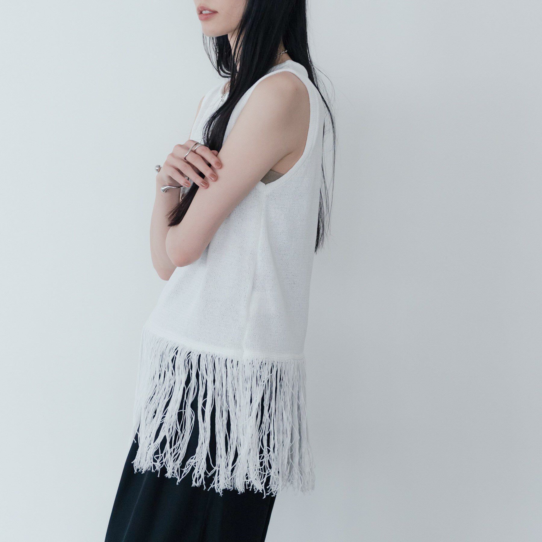 GALLEST「スリーブレスフリンジニット」|ニット・セーター|
