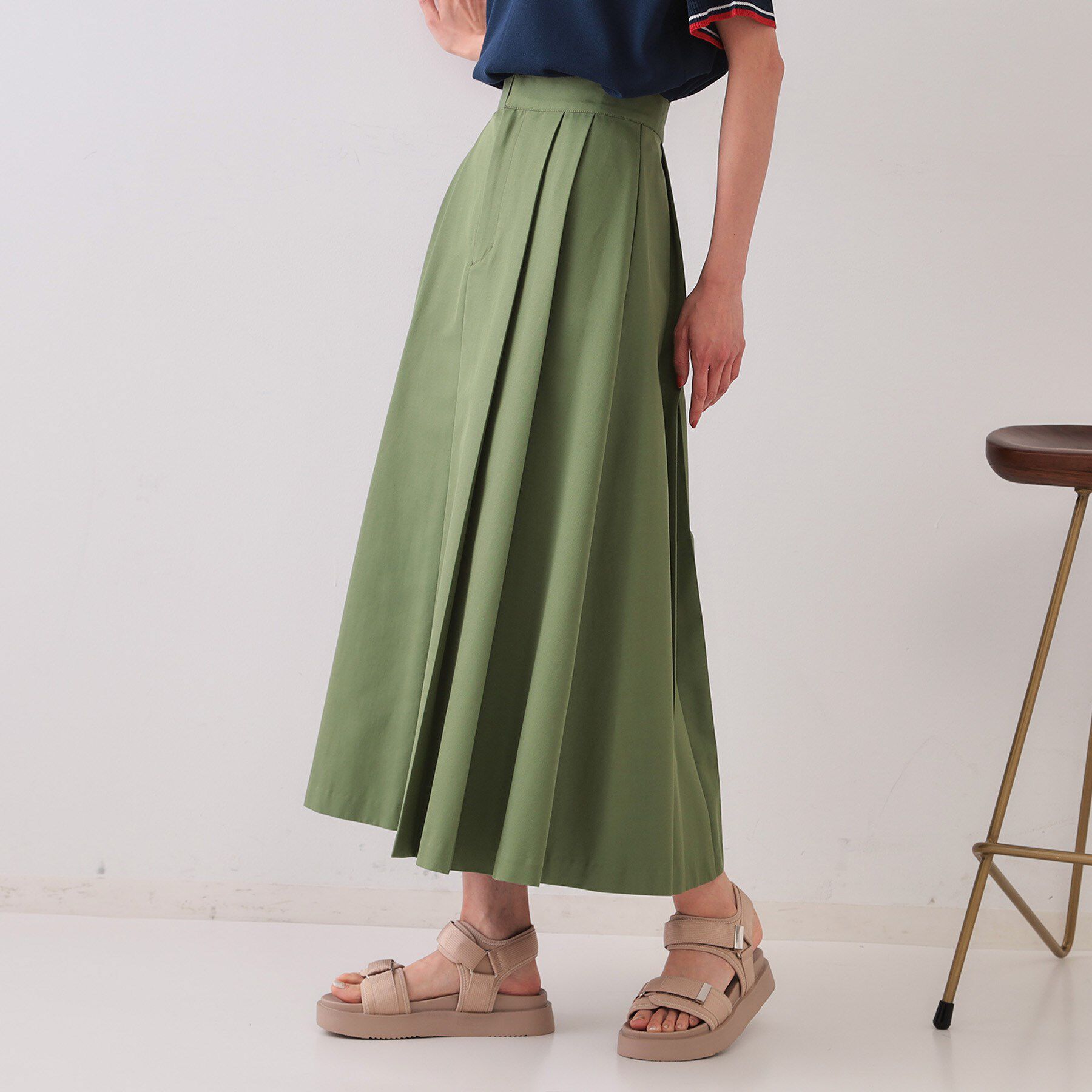 OPAQUE.CLIP「タックプリーツスカート【洗濯機洗い可】」|スカート|カーキ(029)