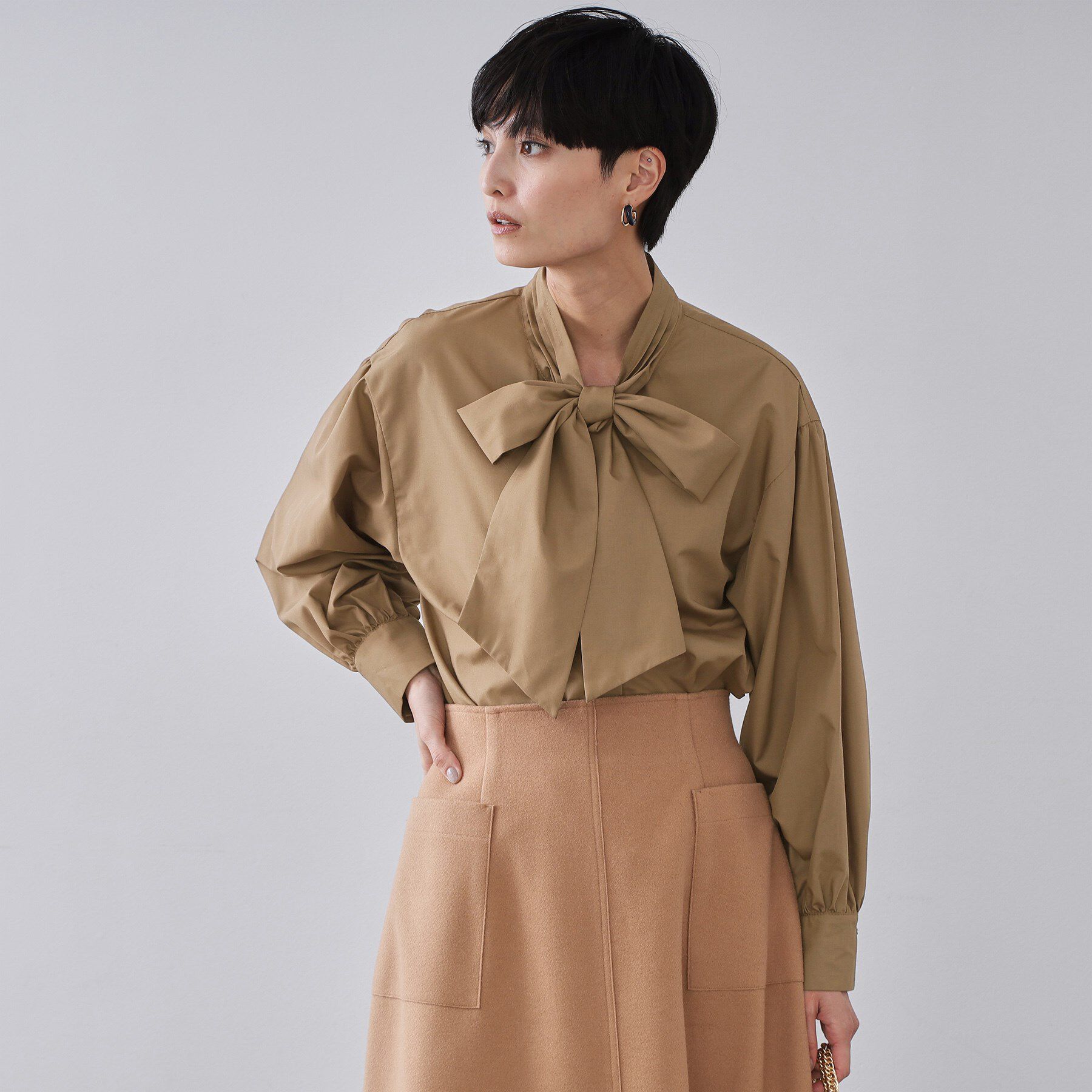 OPAQUE.CLIP「ボウタイブラウス【洗濯機OK】」|シャツ・ブラウス|ブラウン(043)