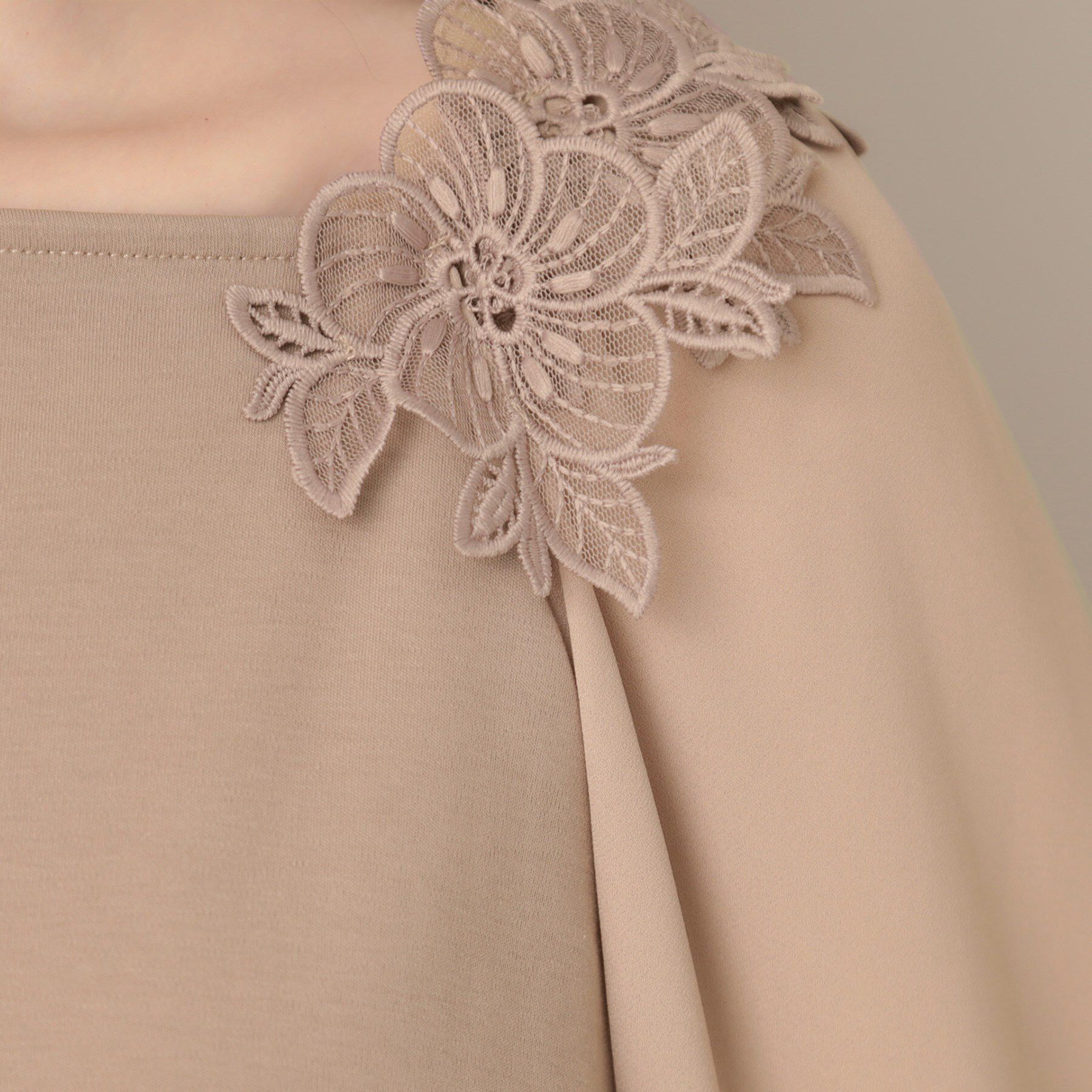 Couture broach「【マシンウォッシャブル・UVケア・接触冷感】ラグランレースドッキングカットソー」|Tシャツ・カットソー|