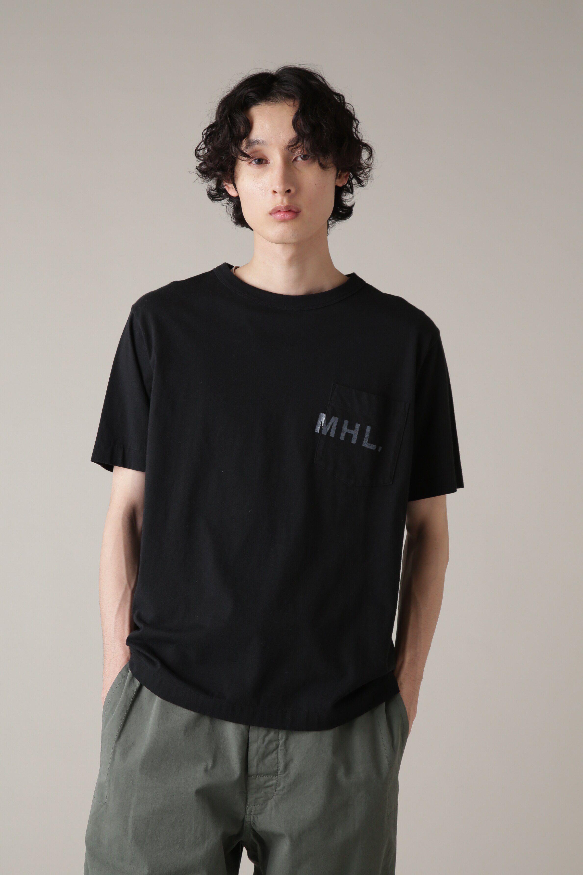 MHL.「PRINTED COTTON JERSEY TOP」|Tシャツ・カットソー|BLACK