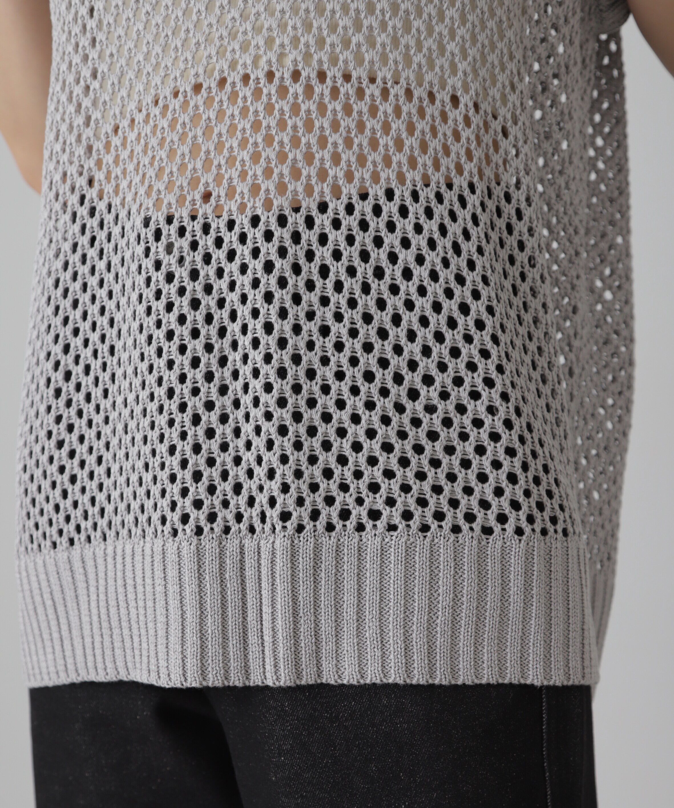  「メッシュロゴニットベスト」|ニット・セーター|